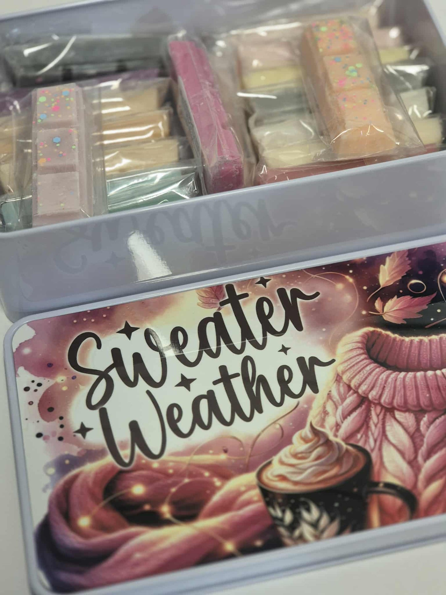 Wax Melt Storage Tin - comes filled with 20 wax melts - Sweater Weather
