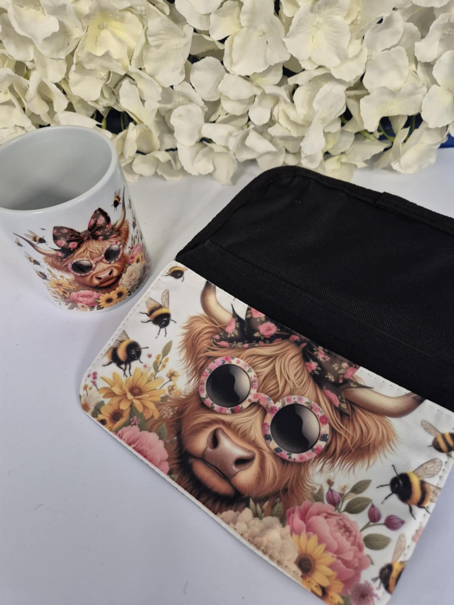 Make up brush pot holder and make up bag Highland cow bees design