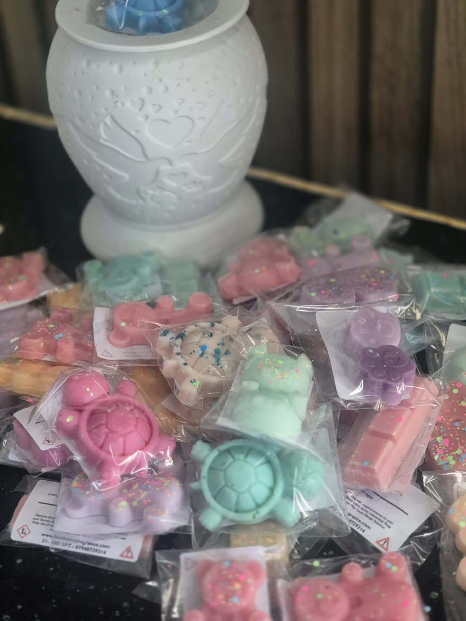 Fees Home Fragrance - Bumper 40 scent wax melt box