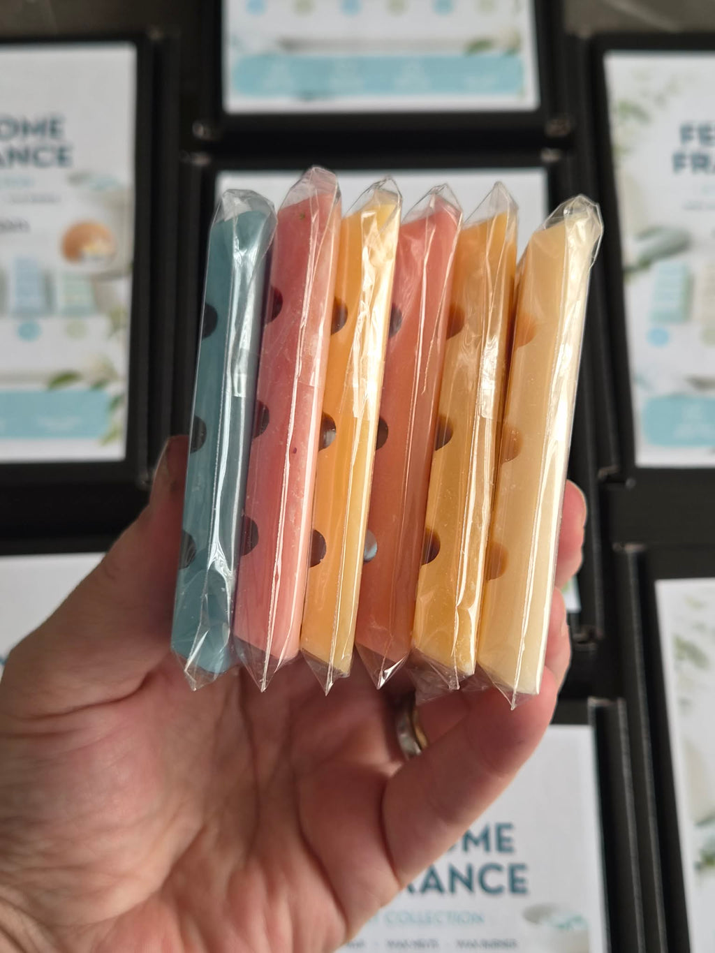 Small Snap bar - 6 Scent Collection Box - Clean Fresh Scents