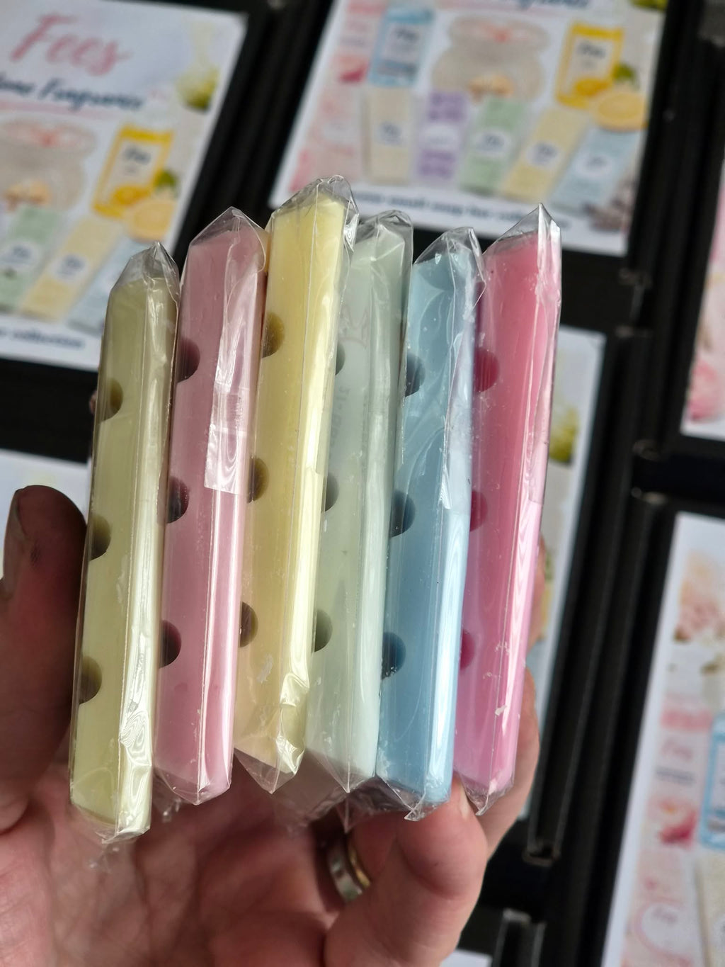 Small Snap bar - 6 Scent Collection Box - Fab Cleaning