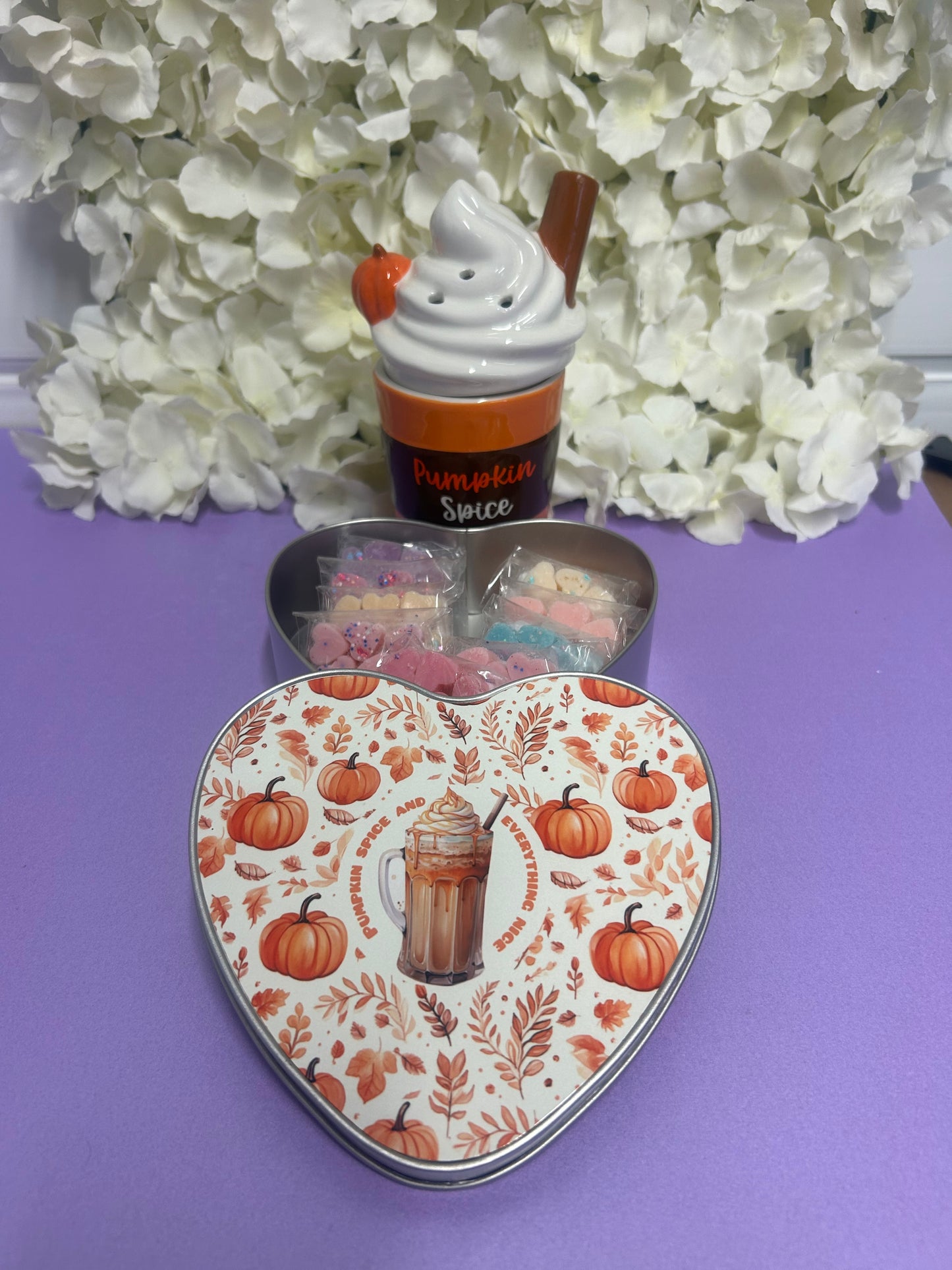 Pumpkin Latte themed Wax Melter and Tin loaded with Wax Melts