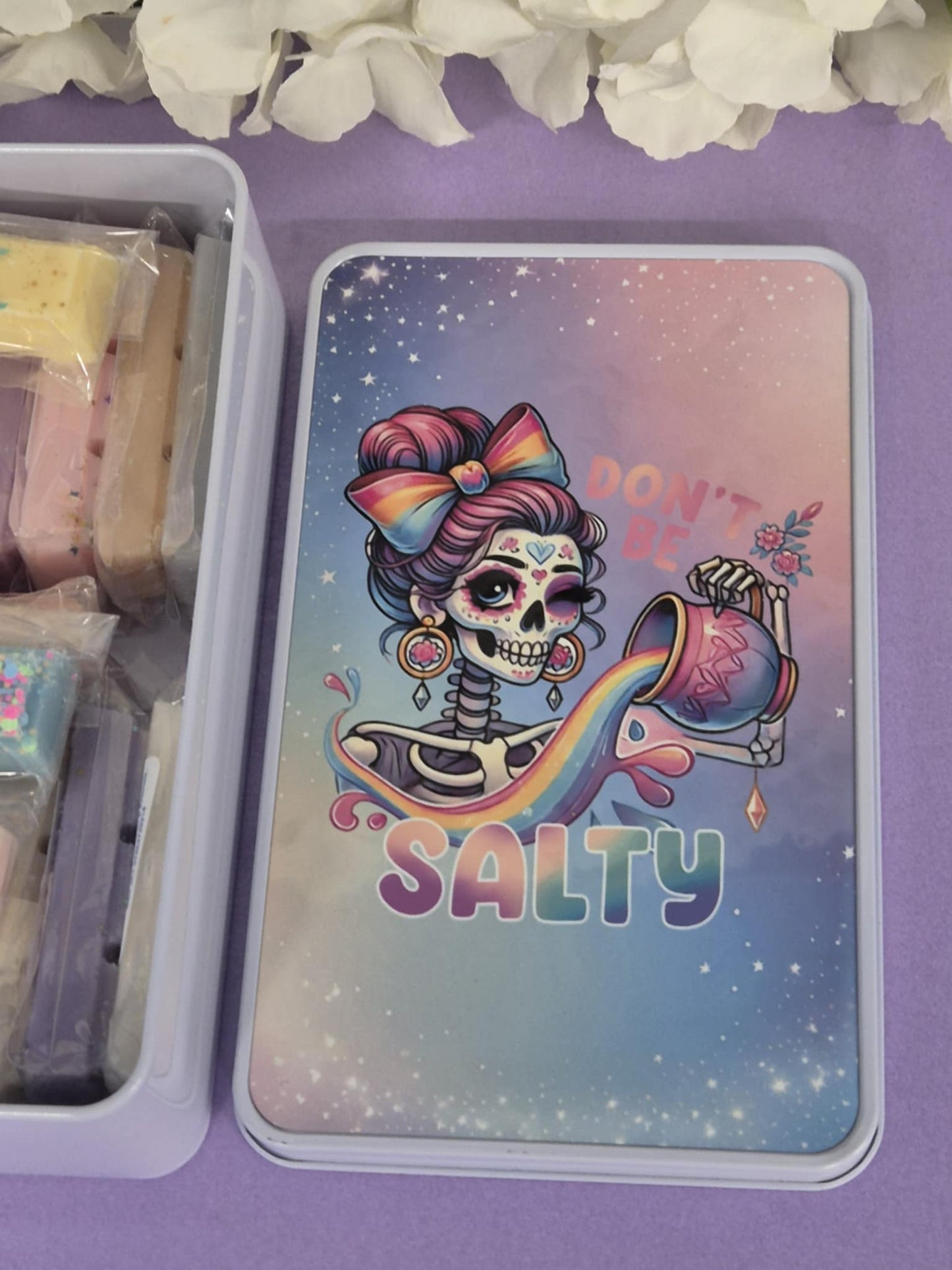 Rectangle wax melt storage tin comes with 20 wax melts - Salty skeleton